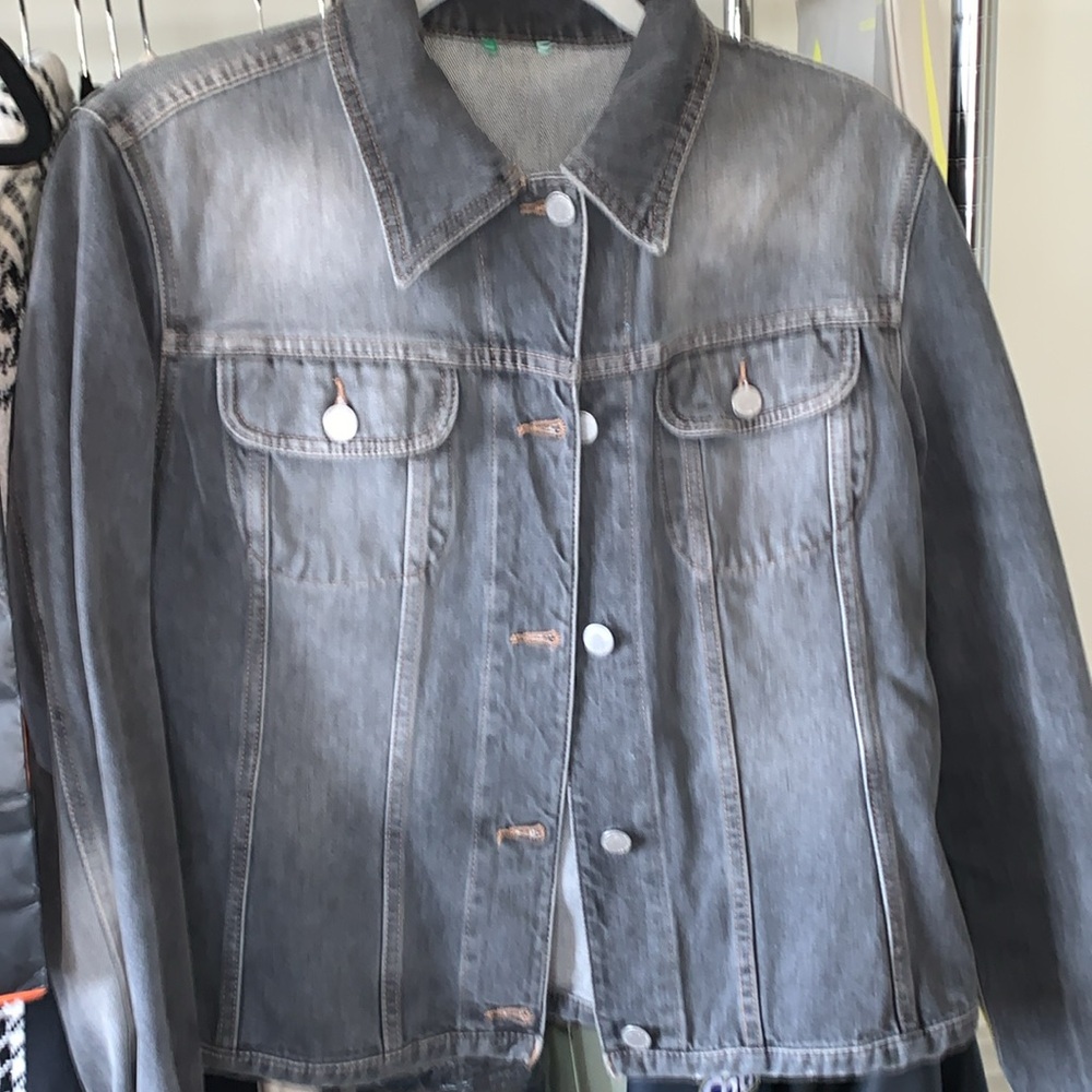 Hand painted denim jacket - Picture 5 of 10